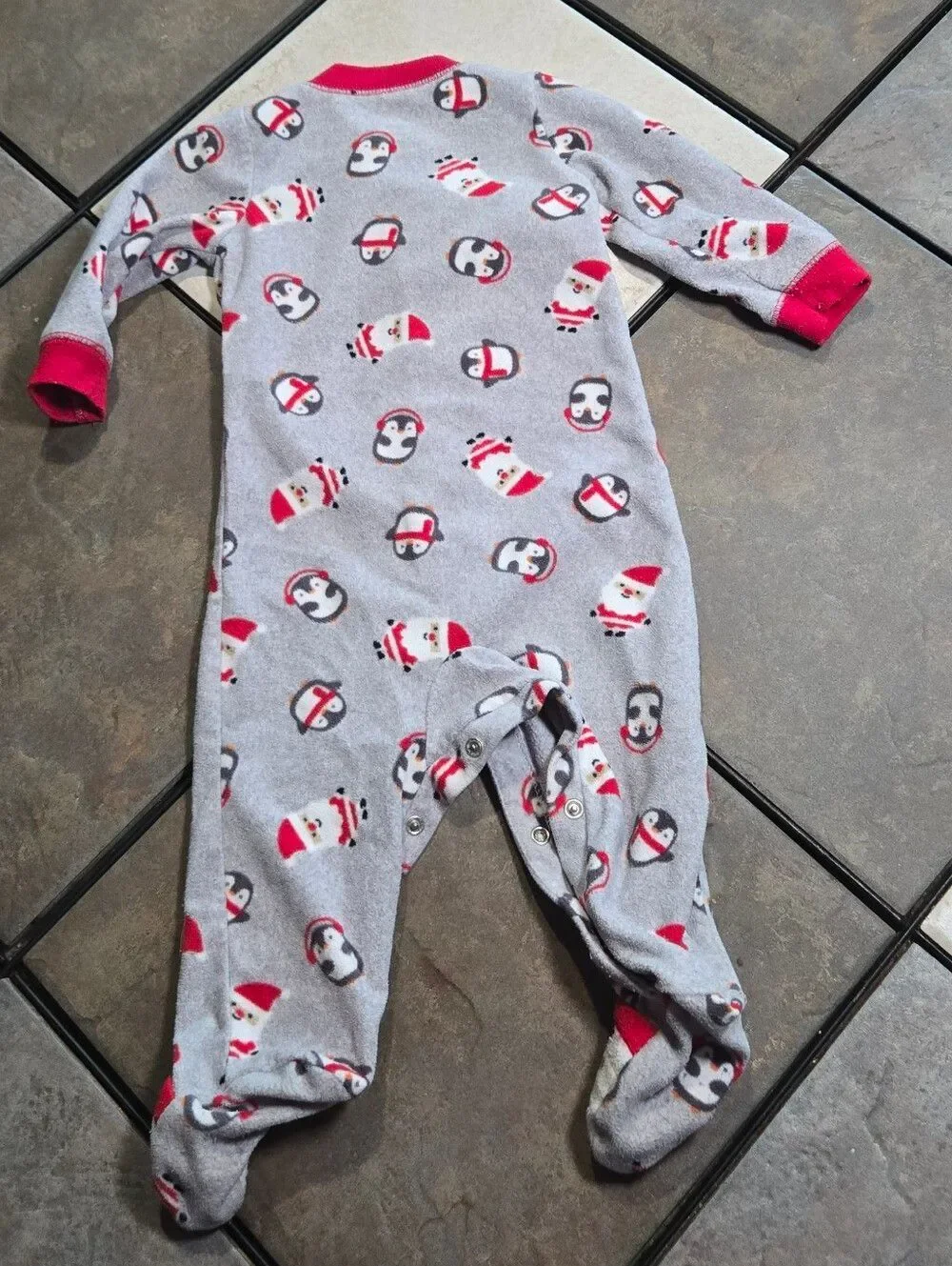 Carter's Santa Penguin Footed Pajamas 6-9 Months Gray Fleece Christmas Sleeper